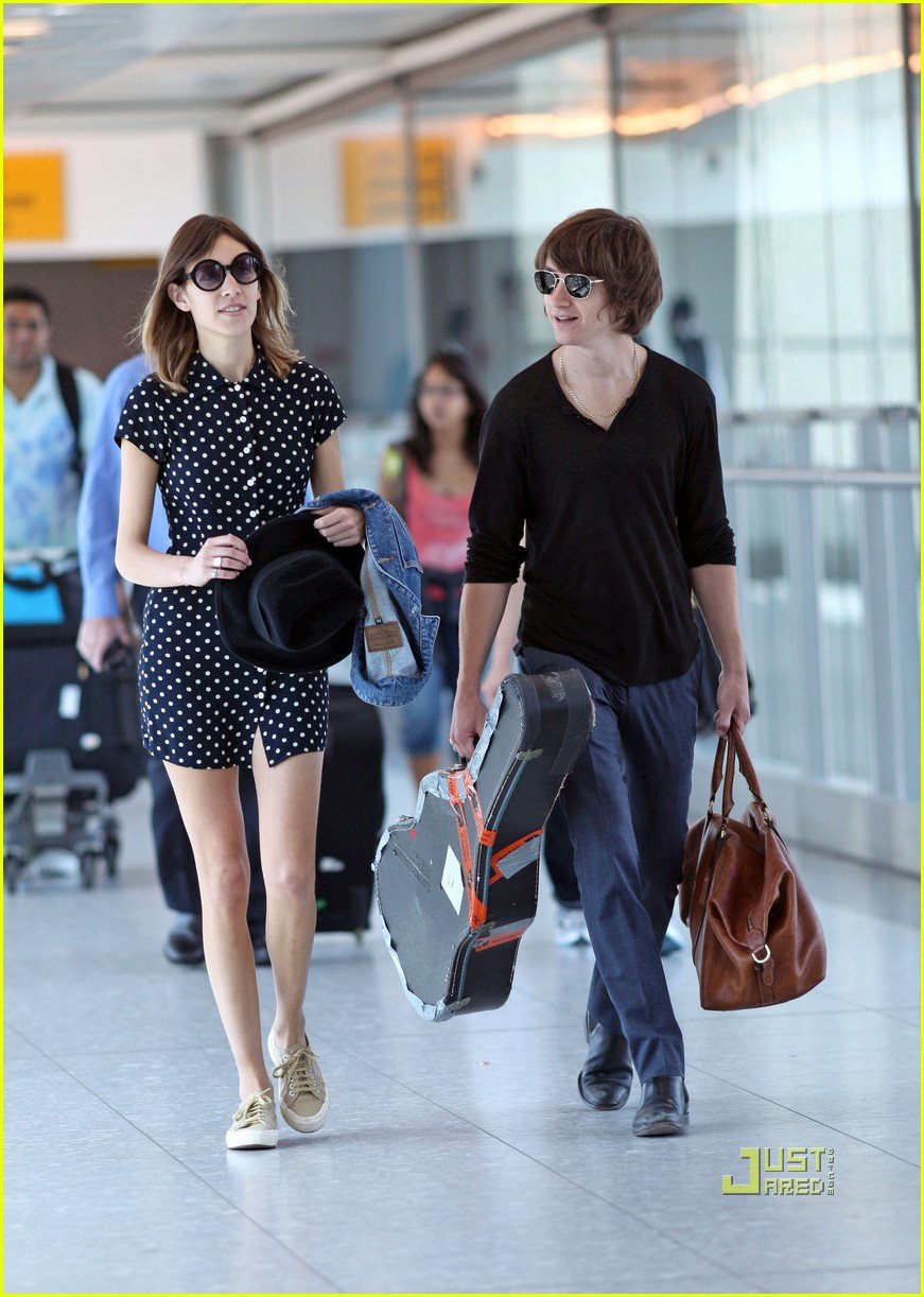 Alexa Chung & Alex Couple!: Photo 2461684 | Chung Pictures | Just Jared