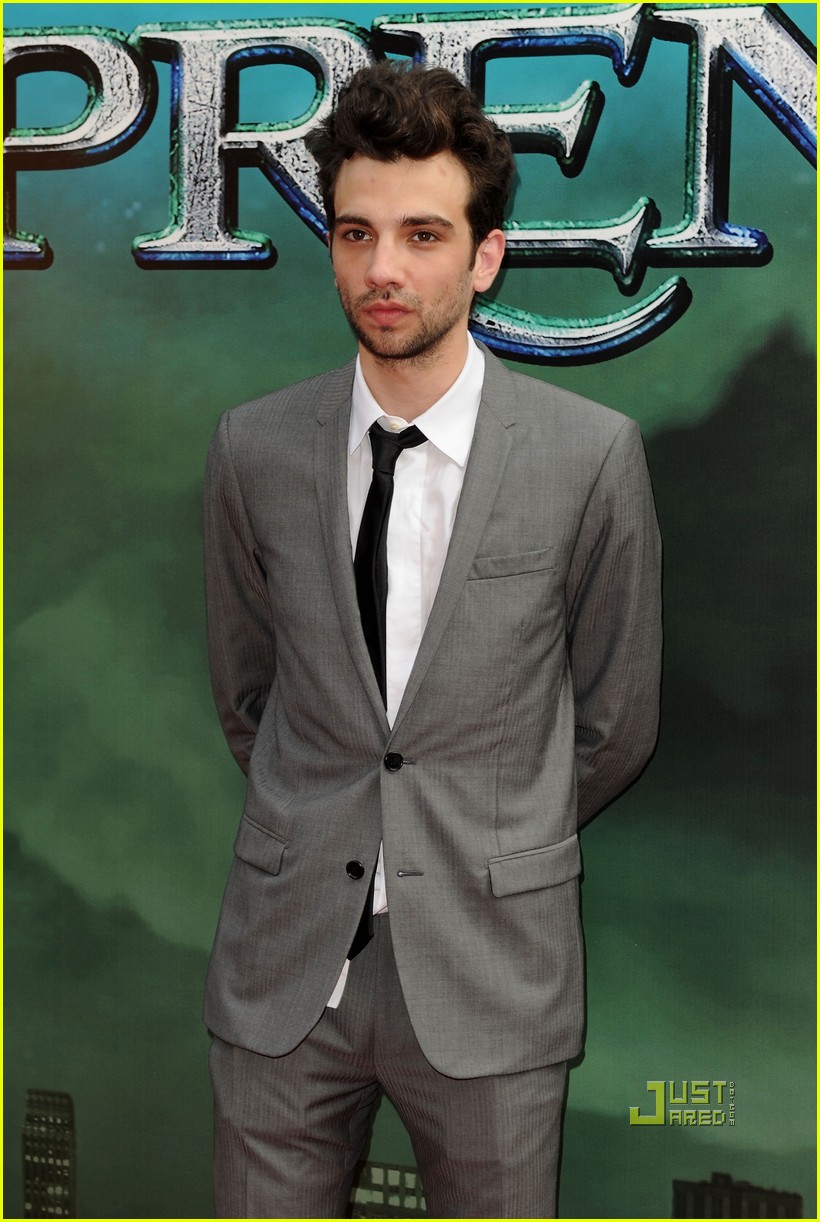 Jay Baruchel Premieres 'The Sorcerer's Apprentice' in NYC Photo 2464272 Jay Baruchel Photos