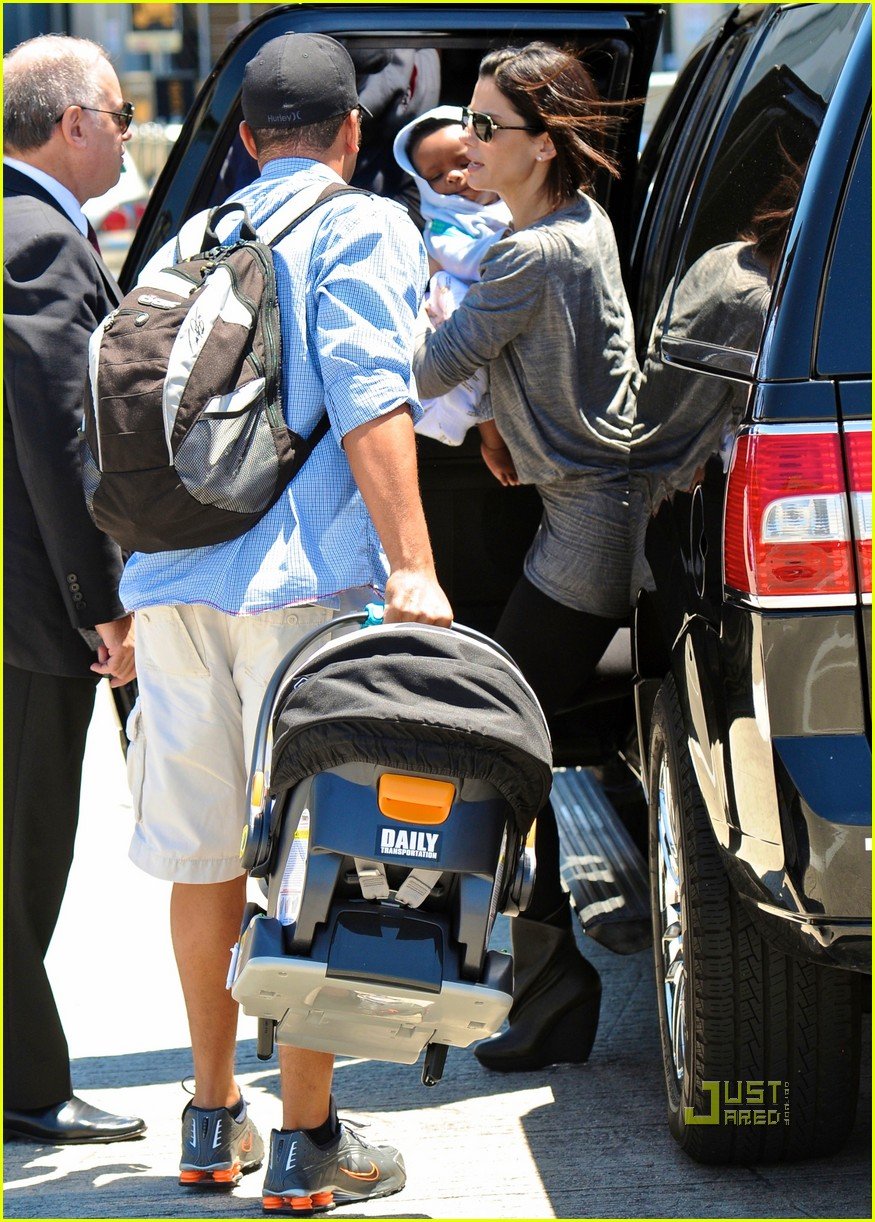 Sandra Bullock New Orleans with Son Louis! Photo 2466373 Celebrity