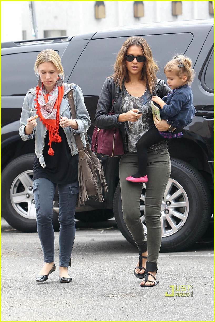 Jessica Alba & Honor Warren Griddle Brunch Beauties Photo 2475959