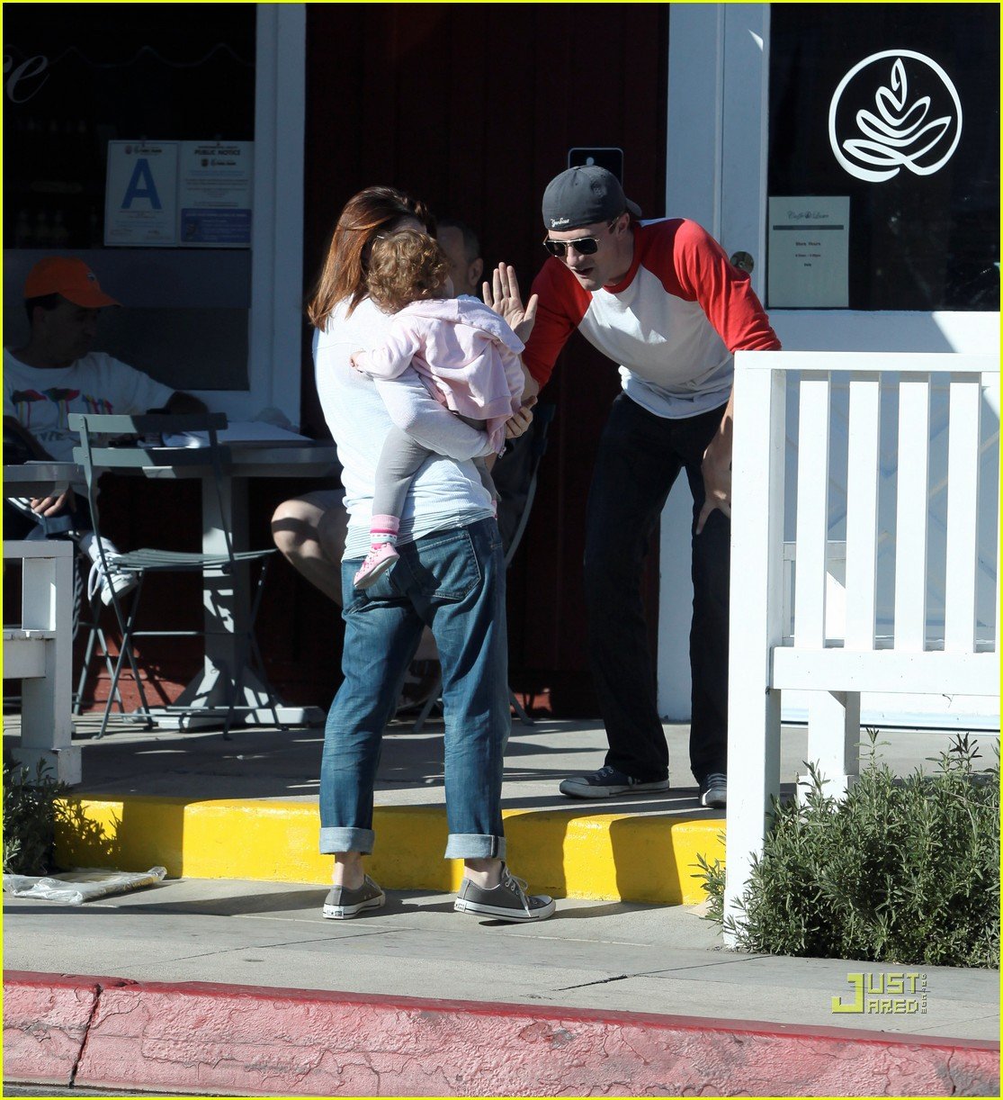 Camilla Belle & Topher Grace: Brentwood Buddies: Photo 2474650 | Alyson ...