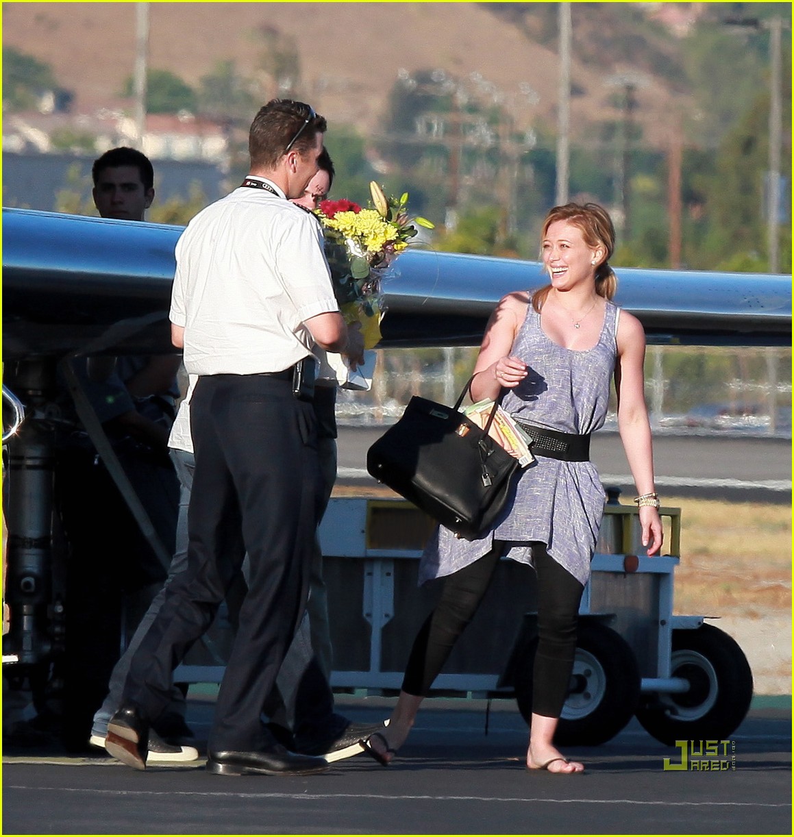 Hilary Duff & Mike Comrie: Honeymoon in Cabo!: Photo 2474078 | Hilary