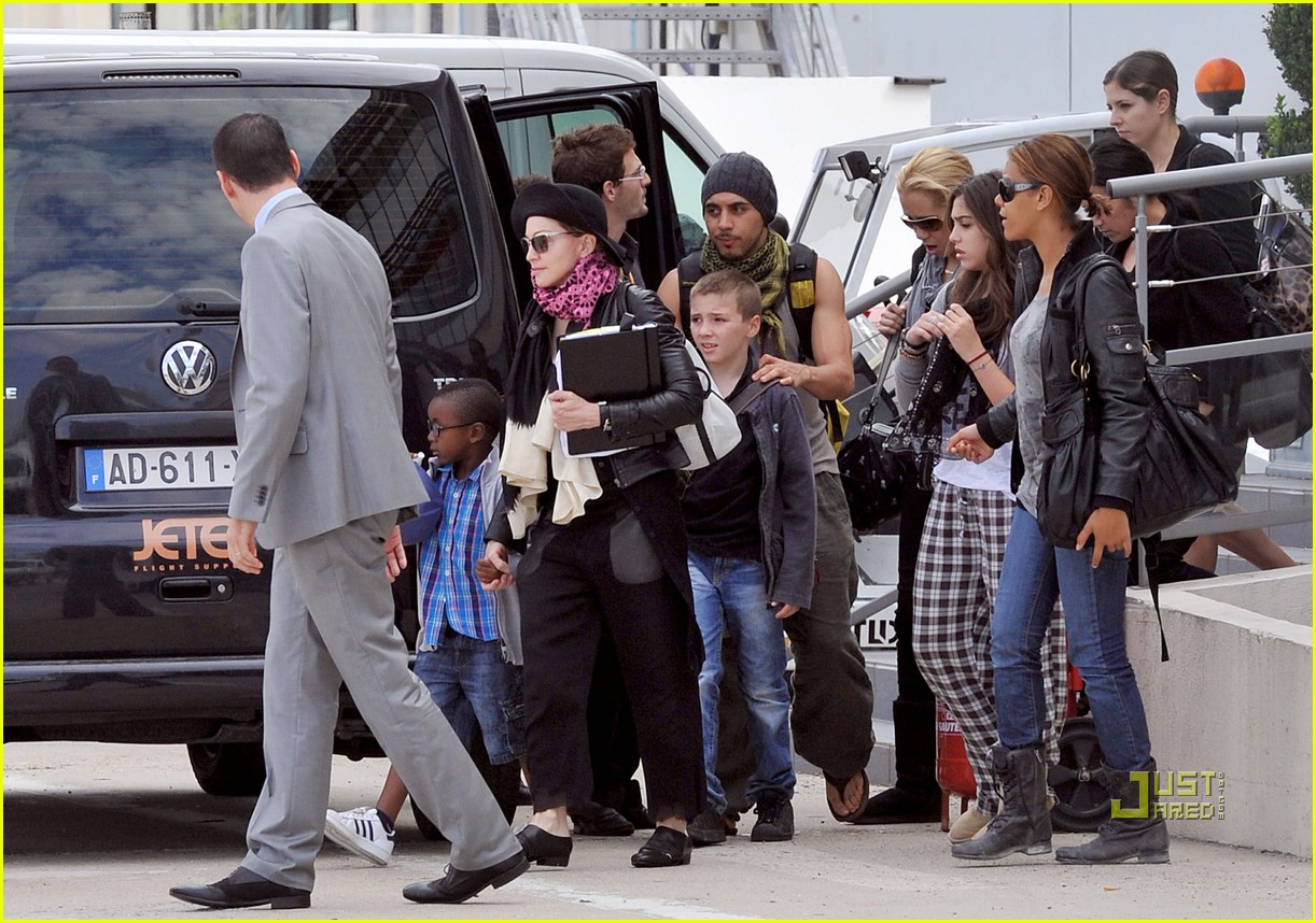 Madonna & Lourdes Bourget Private Jet! Photo 2470832 Carlos Leon