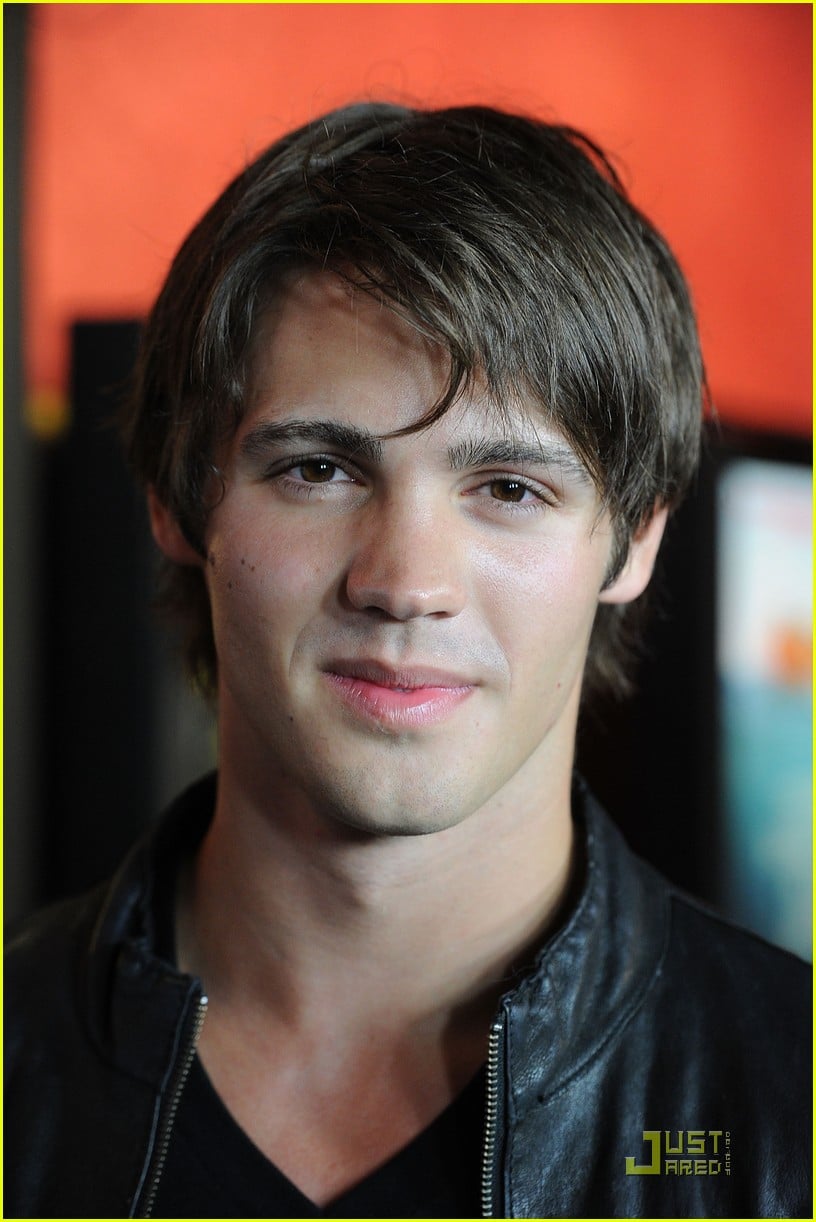 Piranha 3D Premiere A Bloody Good Time Photo 2474272 Adam Scott