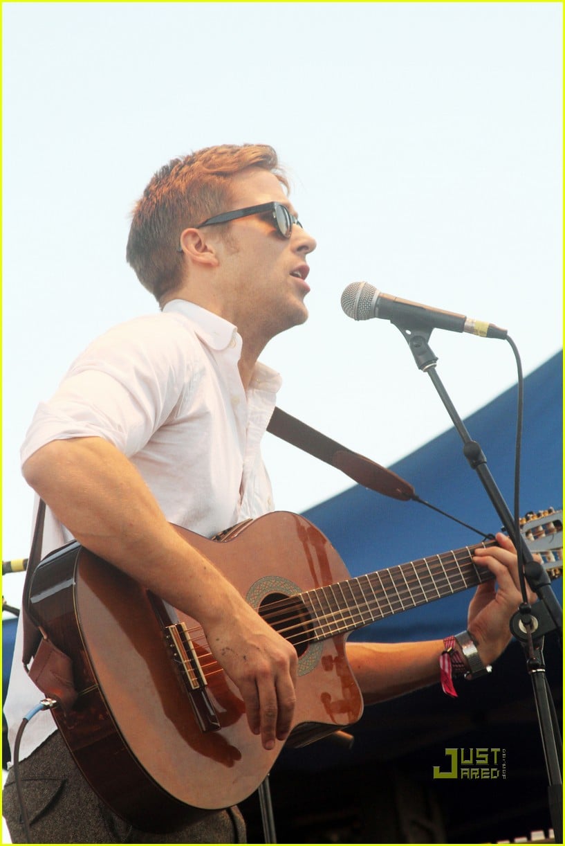 Ryan Gosling Rachel Bilson Support! Photo 2477770 Dead Man's Bones