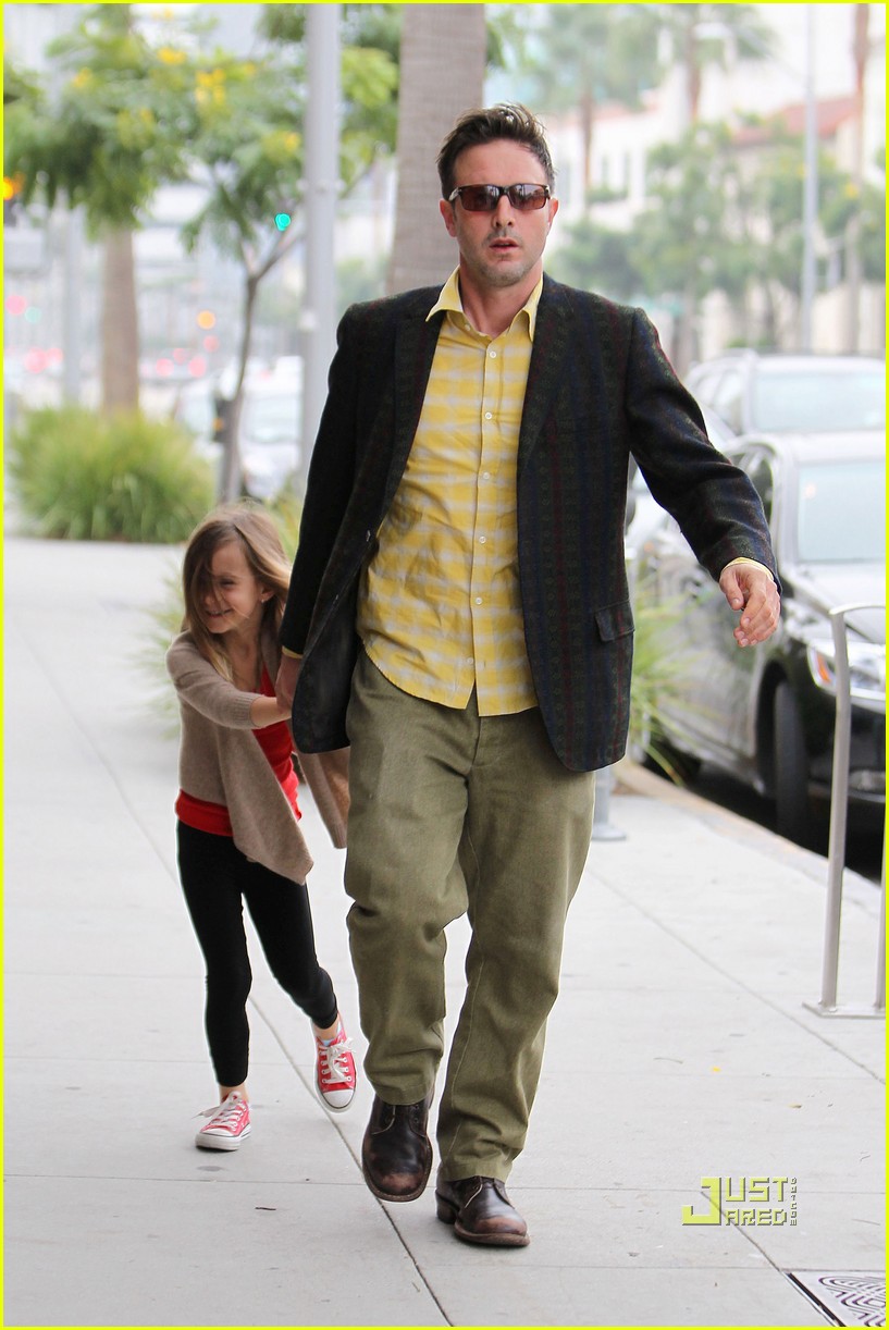 Ringless David Arquette Steps Out with Coco Photo 2486964 Celebrity