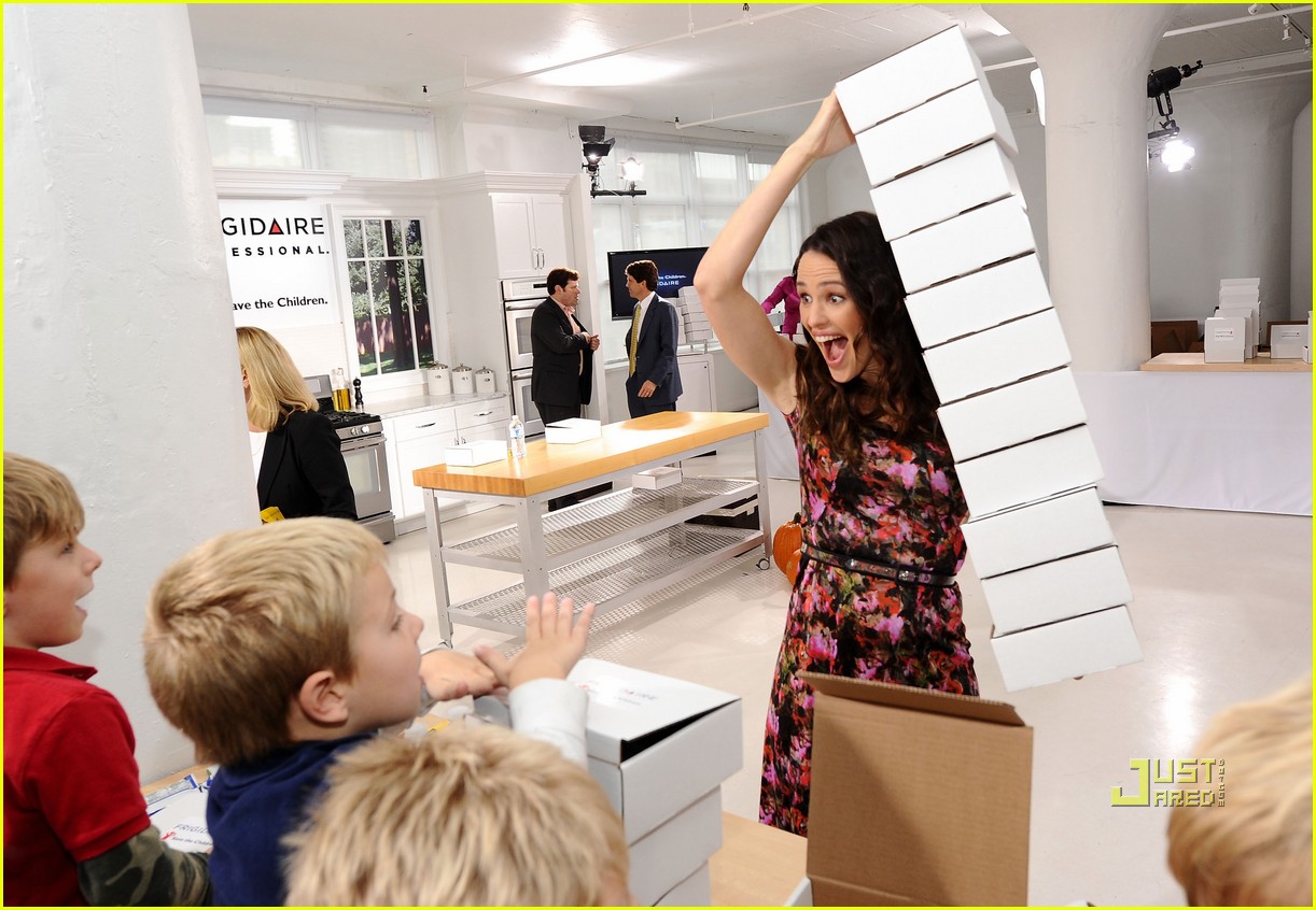 Jennifer Garner Save the Children Volunteer Photo 2485786 Jennifer