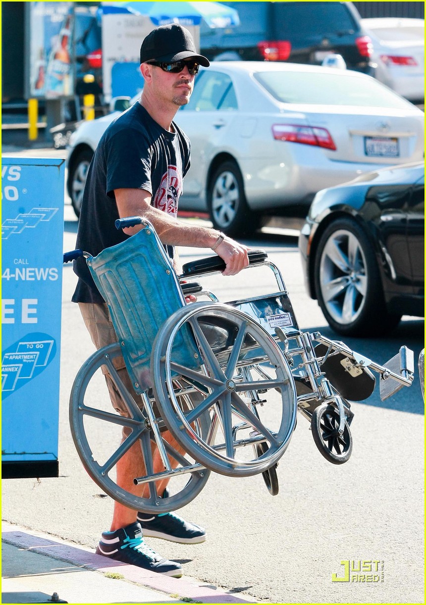 Reese Witherspoon & Jim Toth: The Wheel Deal: Photo 2484659 | Jim Toth