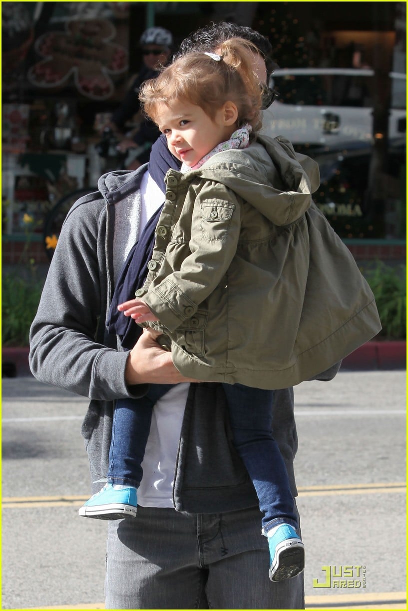 Jessica Alba & Cash Warren Park Playdate with Honor! Photo 2498950