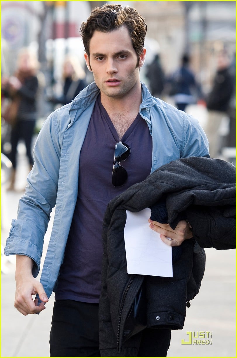 Leighton Meester & Penn Badgley Down Jacket Duo Photo 2496725(02)