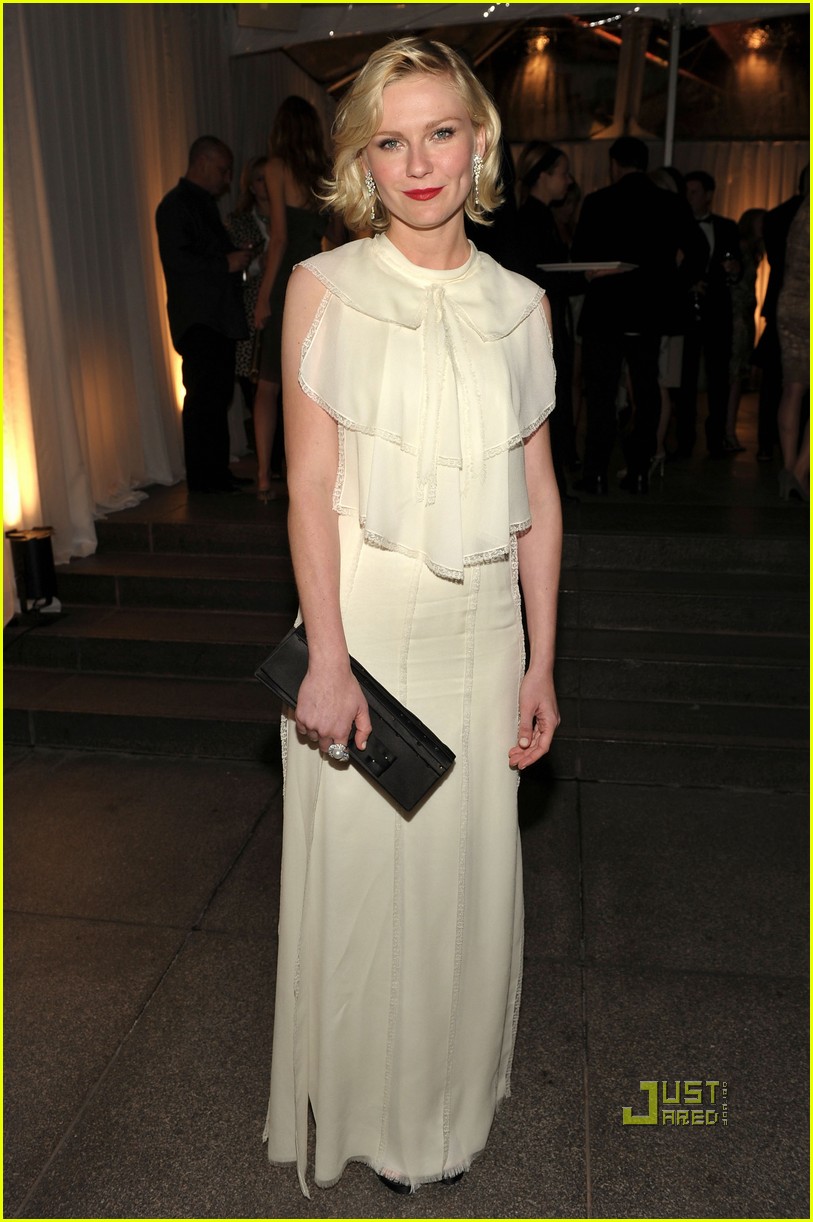 Kirsten Dunst MOCA Gala with Ginnifer Goodwin! Photo 2495460