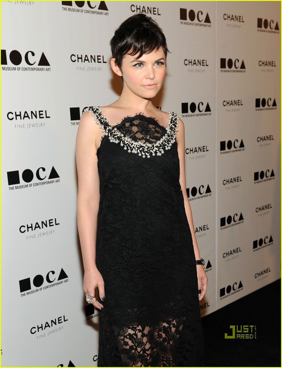 Kirsten Dunst MOCA Gala with Ginnifer Goodwin! Photo 2495461