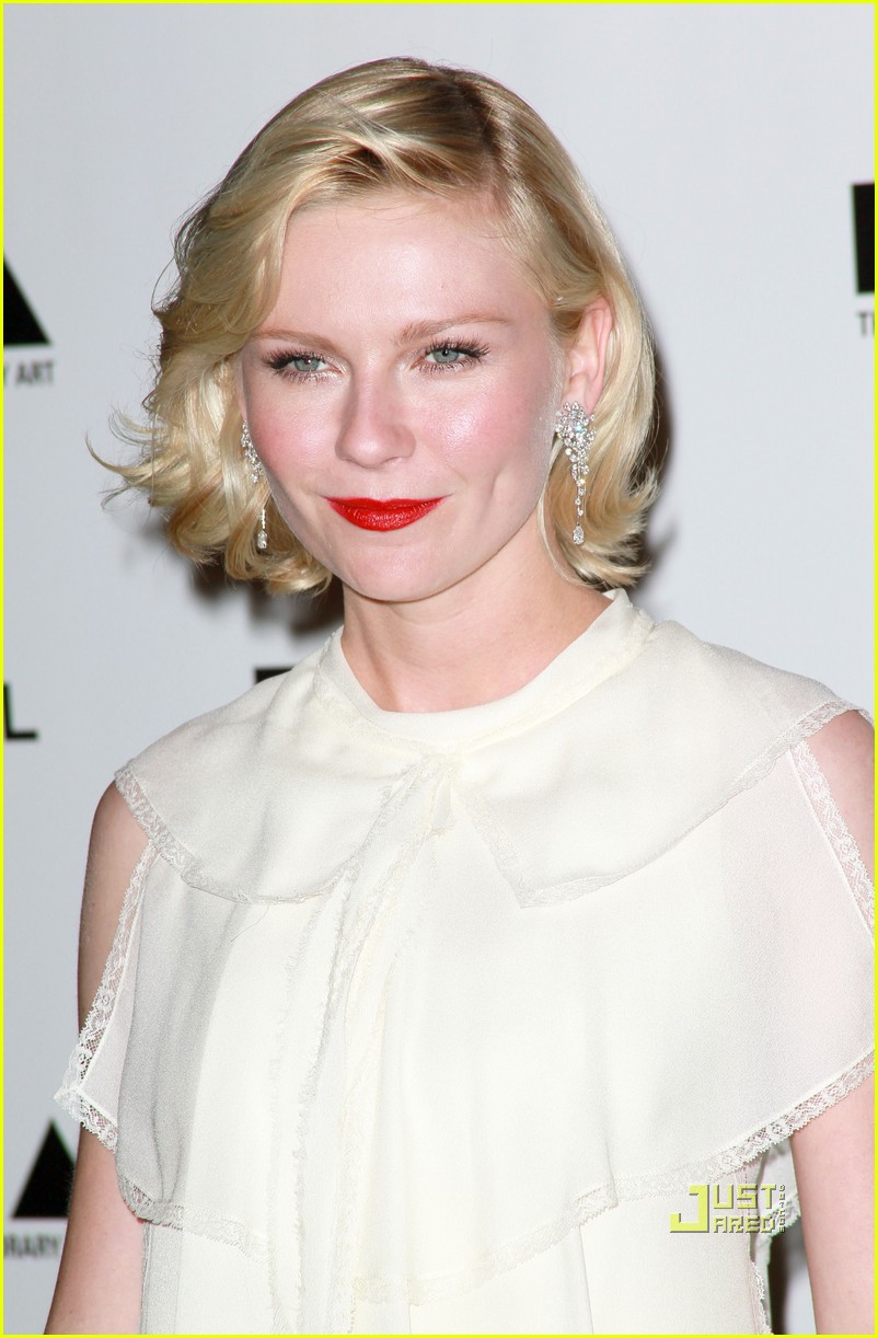Kirsten Dunst MOCA Gala with Ginnifer Goodwin! Photo 2495462