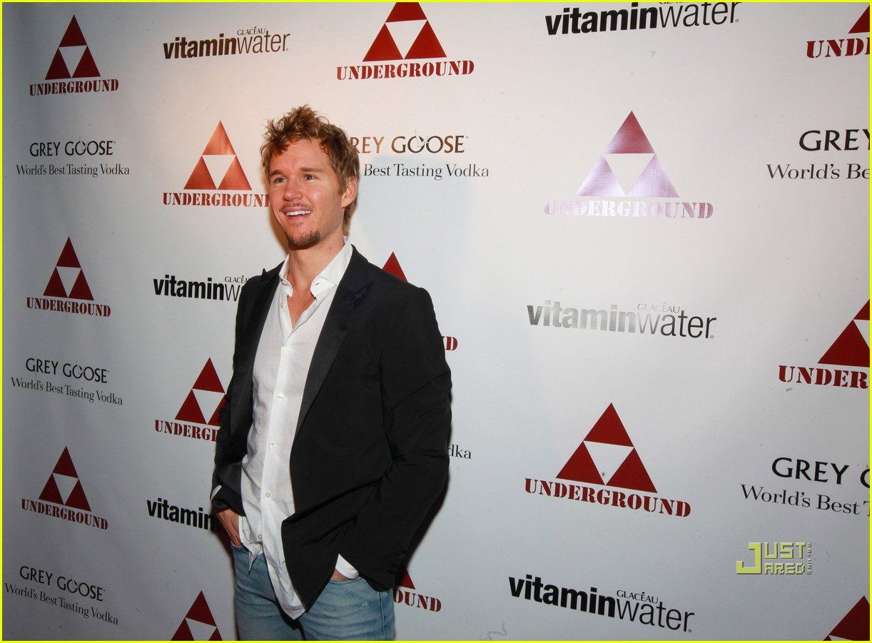 Ryan Kwanten Takes His Birthday &lsquo;Underground&rsquo;: Photo 2499161 | Ryan