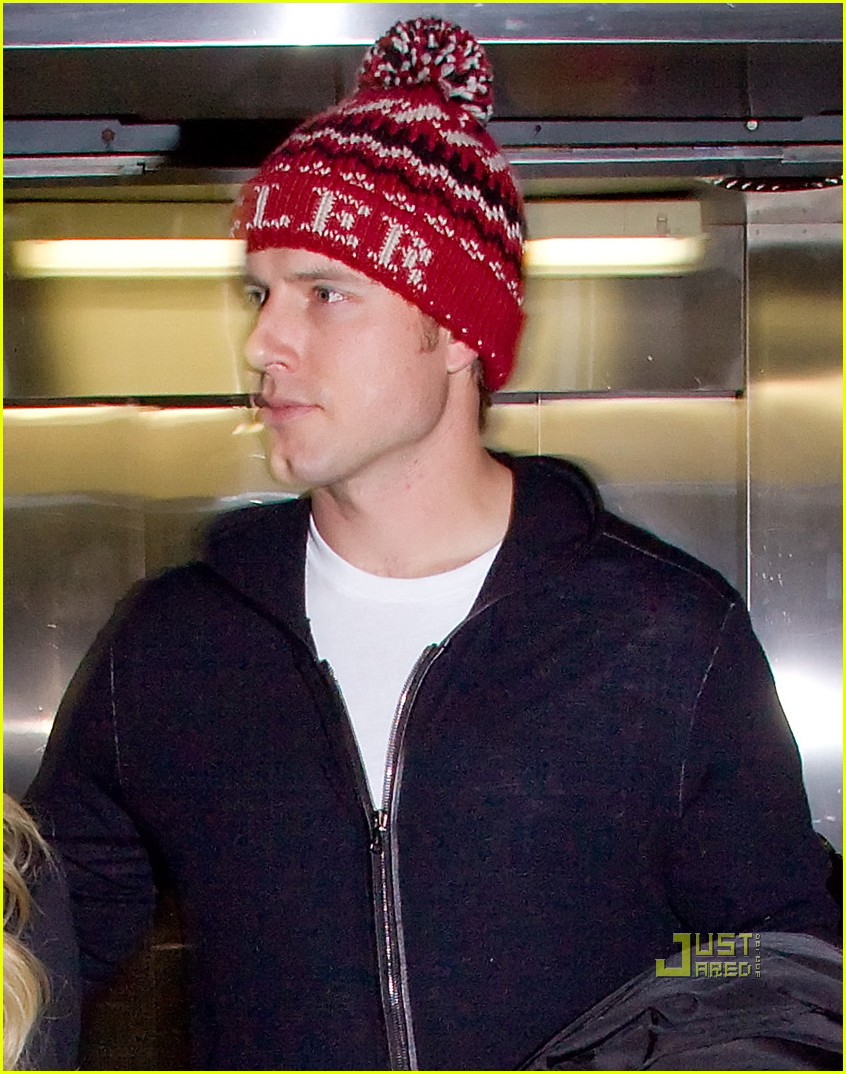 Jessica Simpson: LAX Arrival with Eric Johnson: Photo 2500683 | Eric