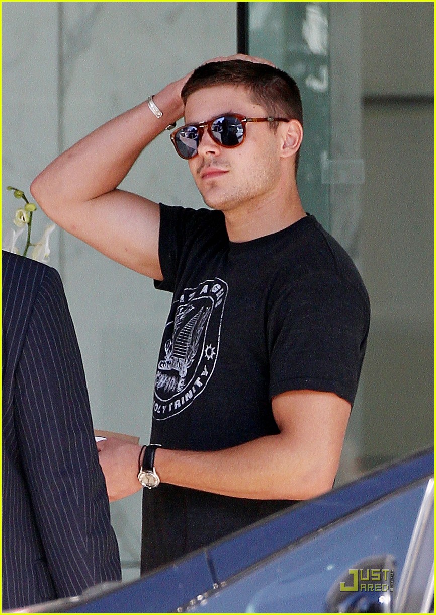 Zac Efron CAA Agent Meeting Photo 2509867 Zac Efron Photos Just