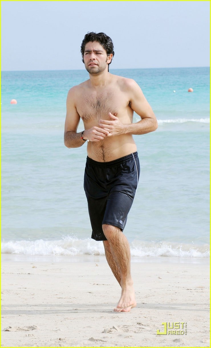 Photo: adrian grenier beach 01 | Photo 2508022 | Just Jared