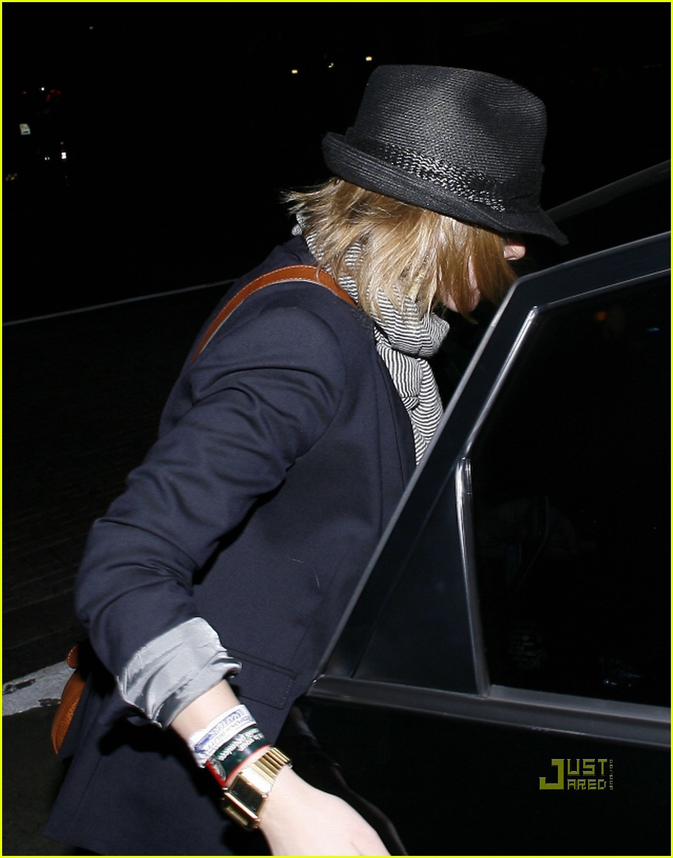 Scarlett Johansson & Justin Long Iron & Wine Concert! Photo 2514601