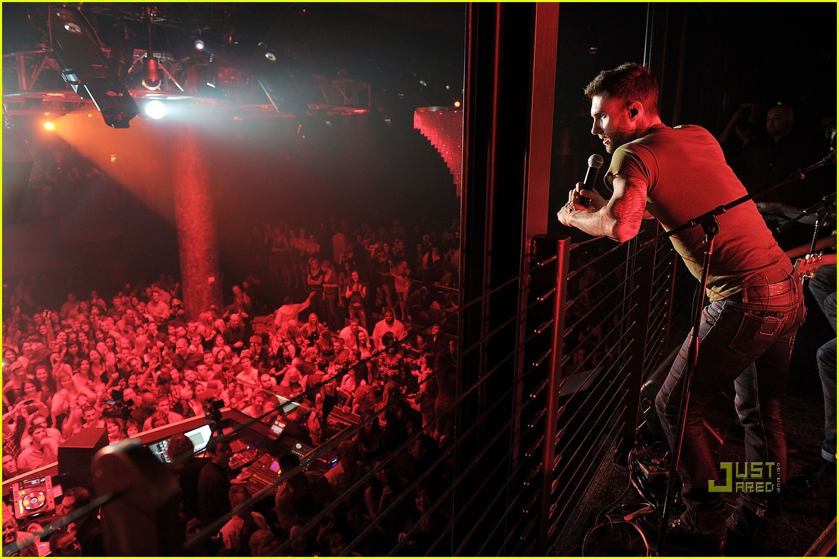 Adam Levine Haze with James Valentine! Photo 2509450 Adam