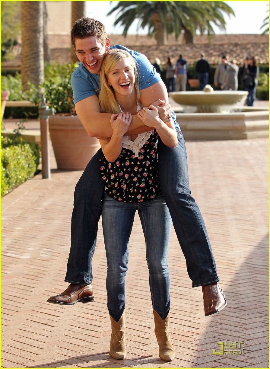 Heather Morris: Piggyback Ride for Taylor Hubbell! 