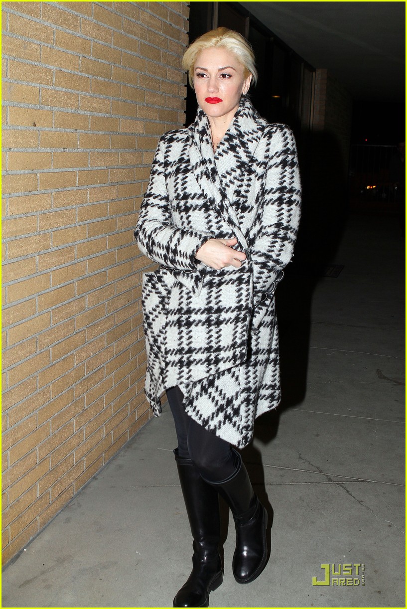 Gwen Stefani: Twitter Photo Crazy!: Photo 2513527 | Gwen Stefani