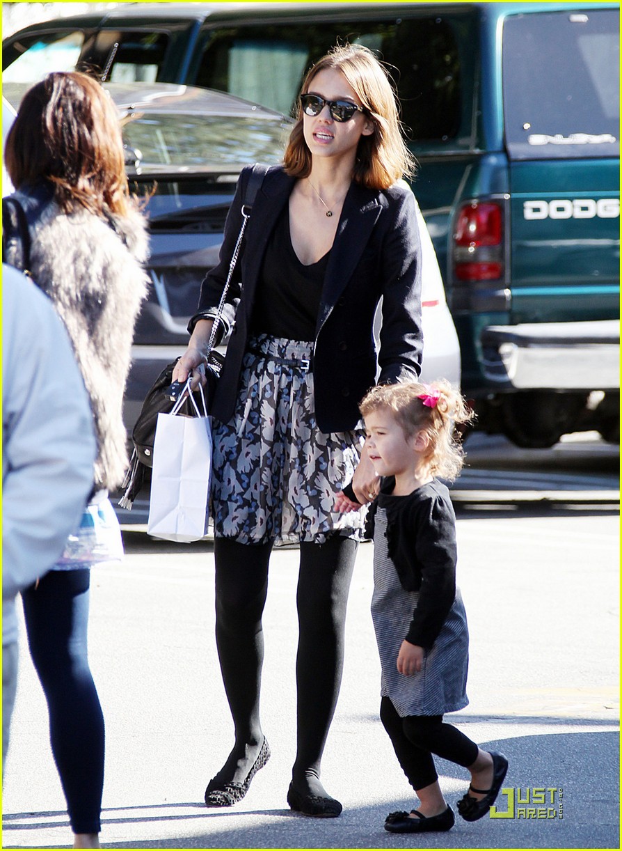 Jessica Alba Loves Lunch Dates Photo 2516445 Cash Warren, Celebrity