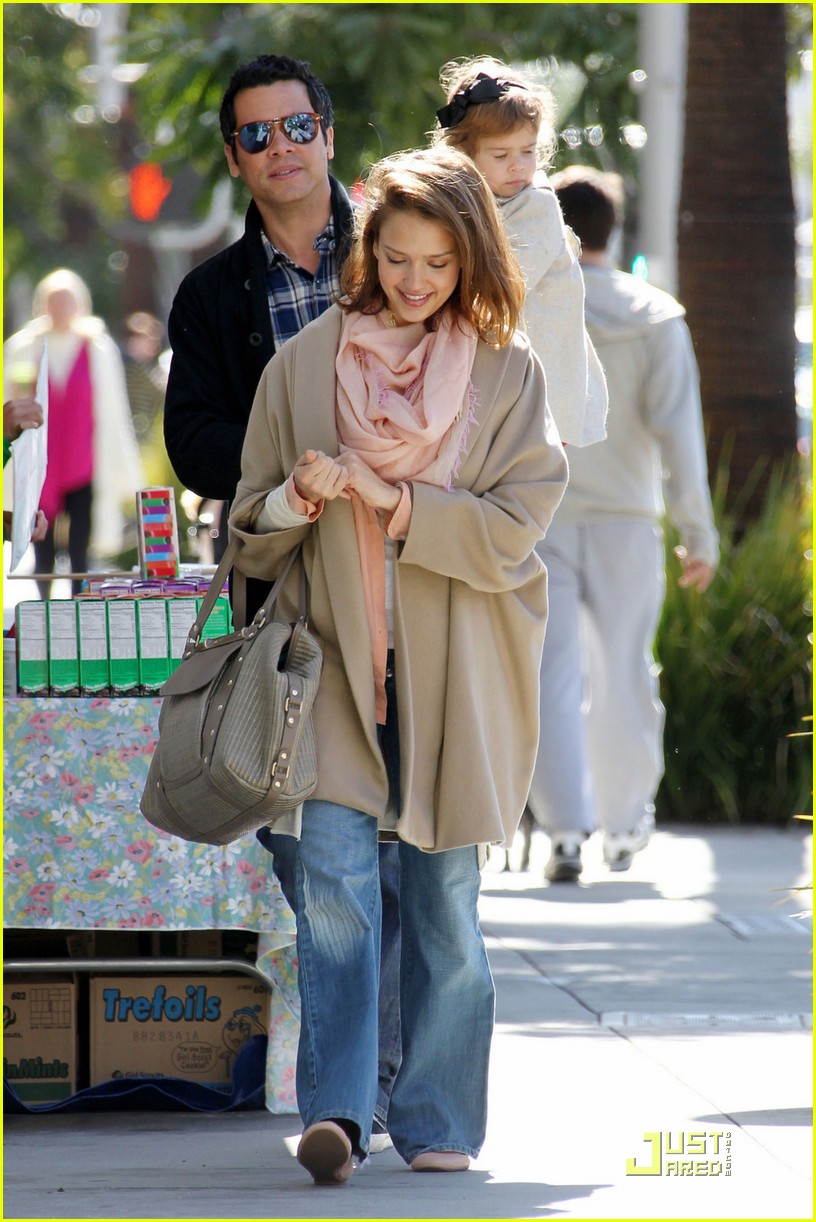 Jessica Alba Breakfast with Cash & Honor! Photo 2523401 Cash Warren