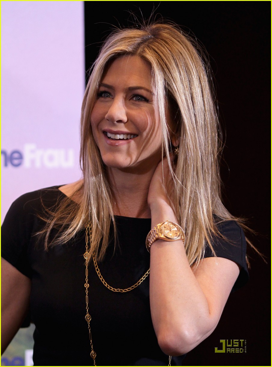 jennifer aniston just go with it german photo call 012521600