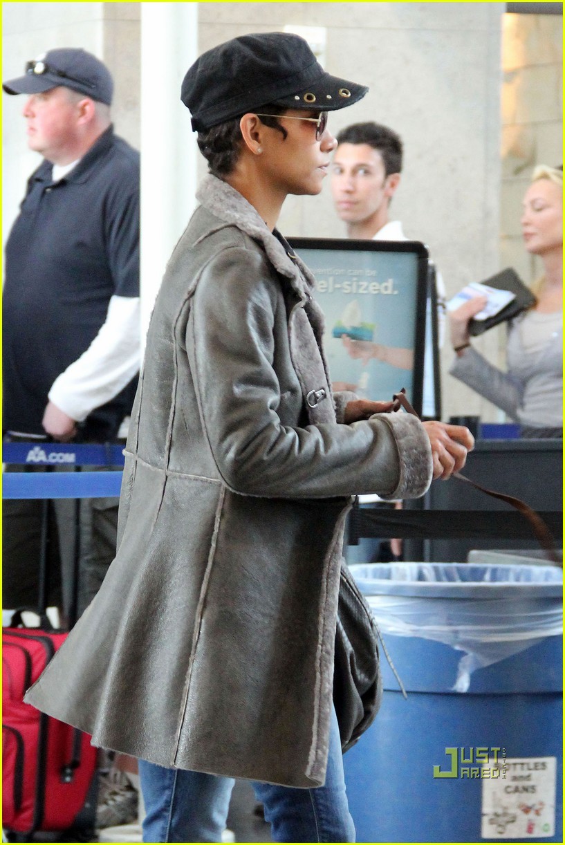 Halle Berry I Hope Nahla is Proud of Me! Photo 2525505 Halle Berry