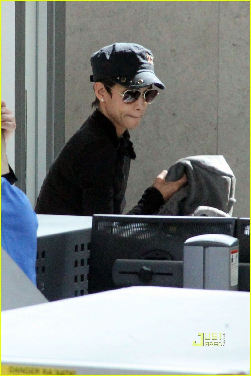 Halle Berry I Hope Nahla is Proud of Me! Photo 2525508 Halle Berry