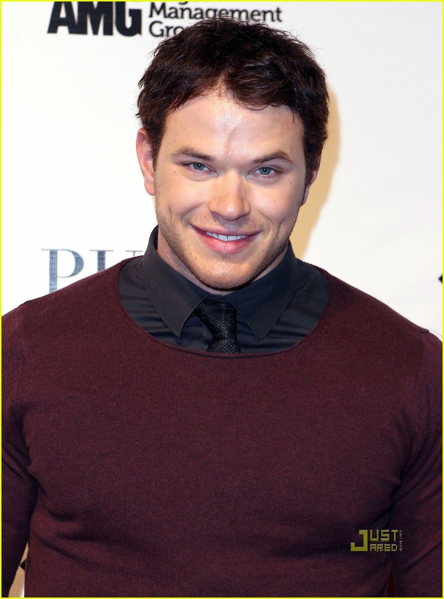 Kellan Lutz: Vegas Birthday Bash!: Photo 2527597 | Kellan Lutz Photos
