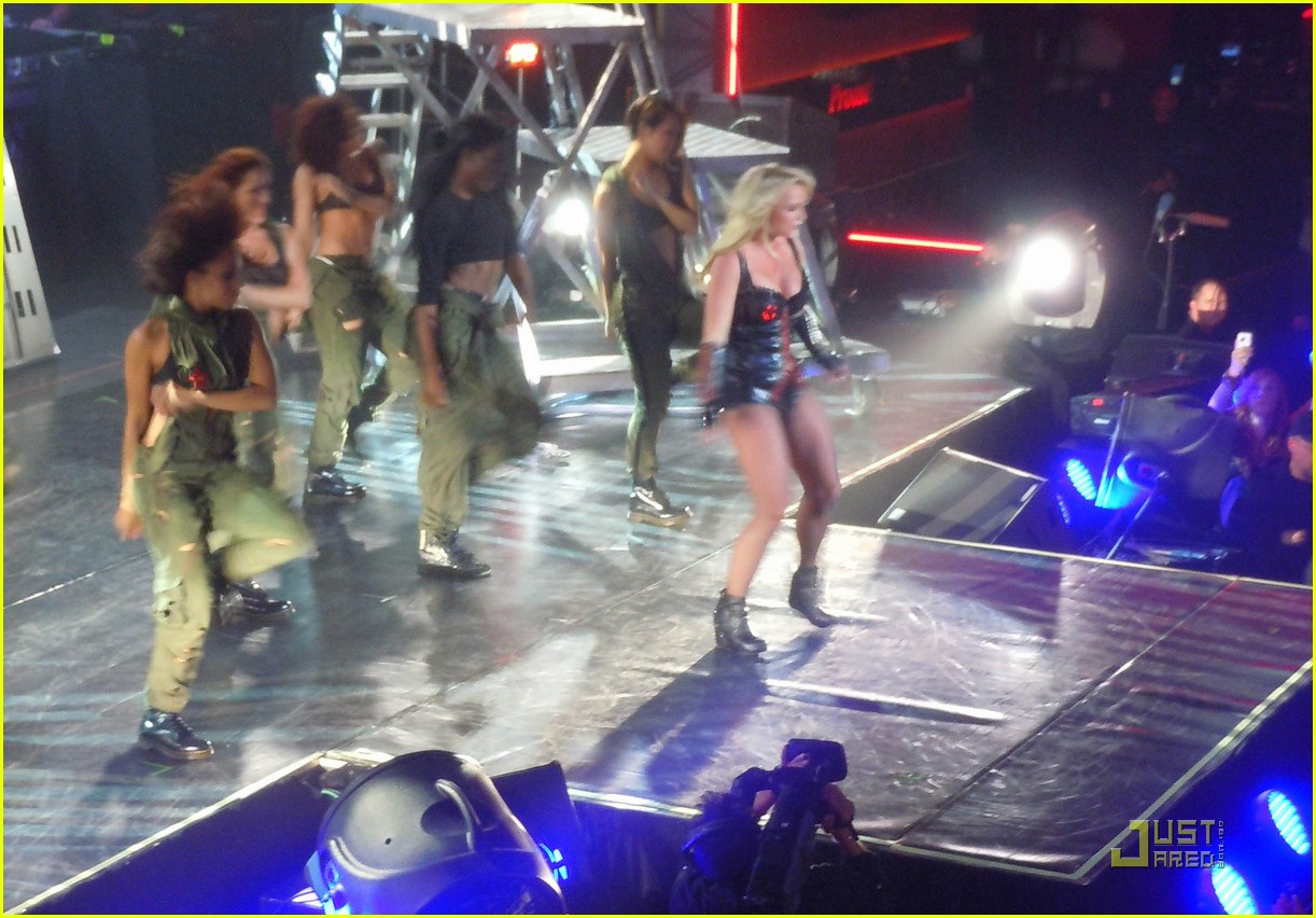 Photo britney spears palms vegas concert 09 Photo 2530487 Just Jared