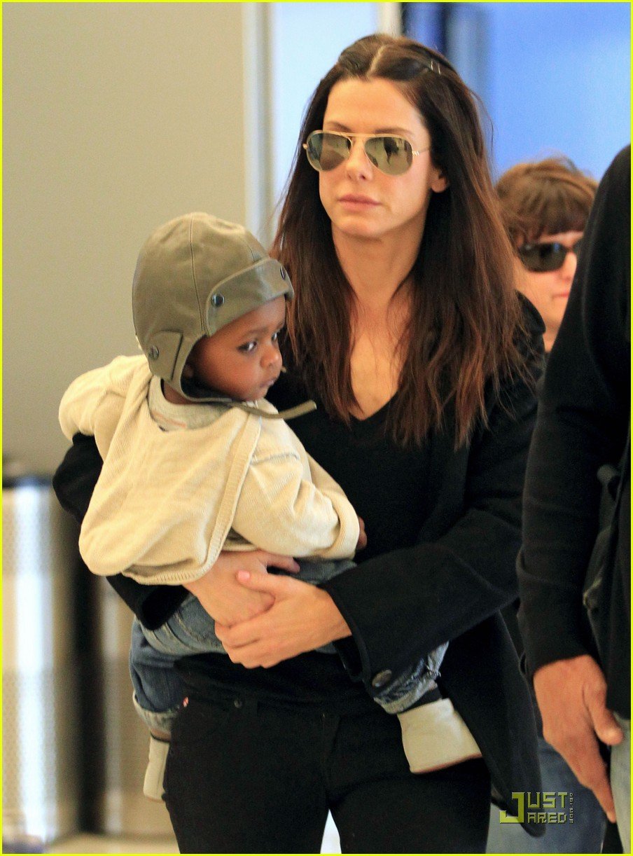 Sandra Bullock Out & About with Louis! Photo 2534235 Celebrity