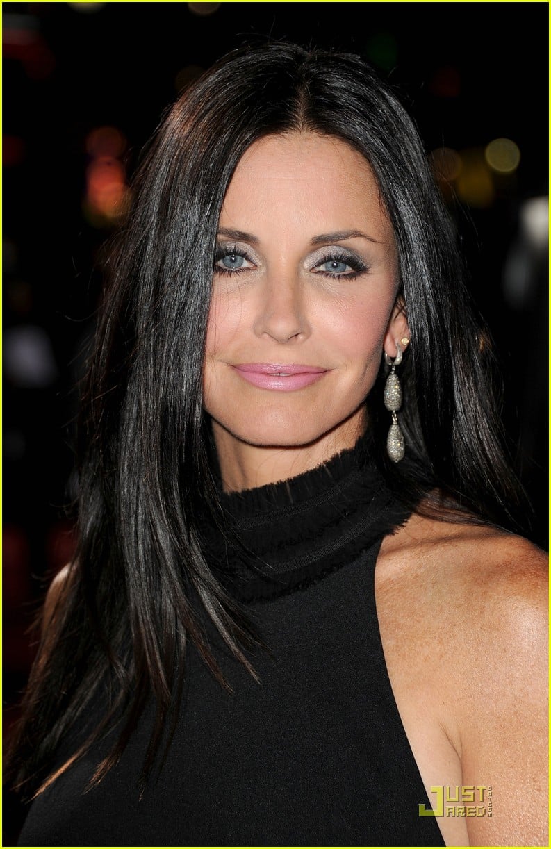 Courteney Cox & David Arquette 'Scream' with Neve Campbell: Photo