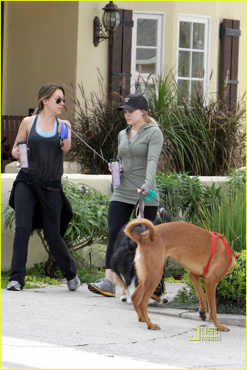 Hilary Duff & Haylie: Dog Day Afternoon: Photo 2533701 | Haylie Duff