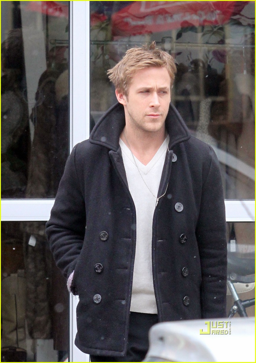 ryan gosling peacoat