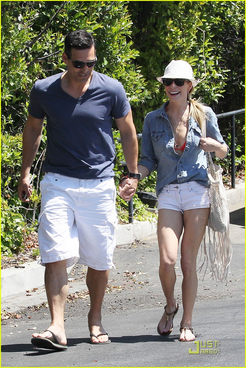LeAnn Rimes & Eddie Cibrian Hand Holding Newlyweds! Photo 2539323