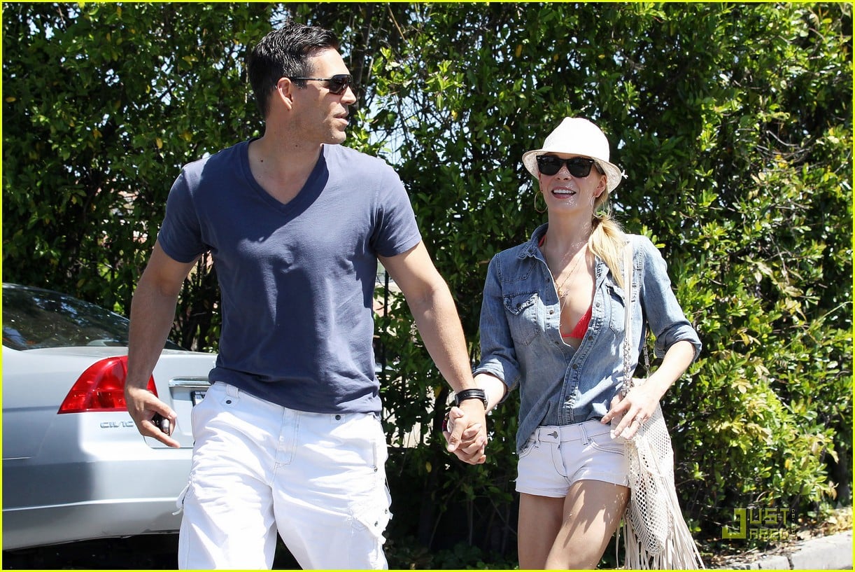 LeAnn Rimes & Eddie Cibrian Hand Holding Newlyweds! Photo 2539334