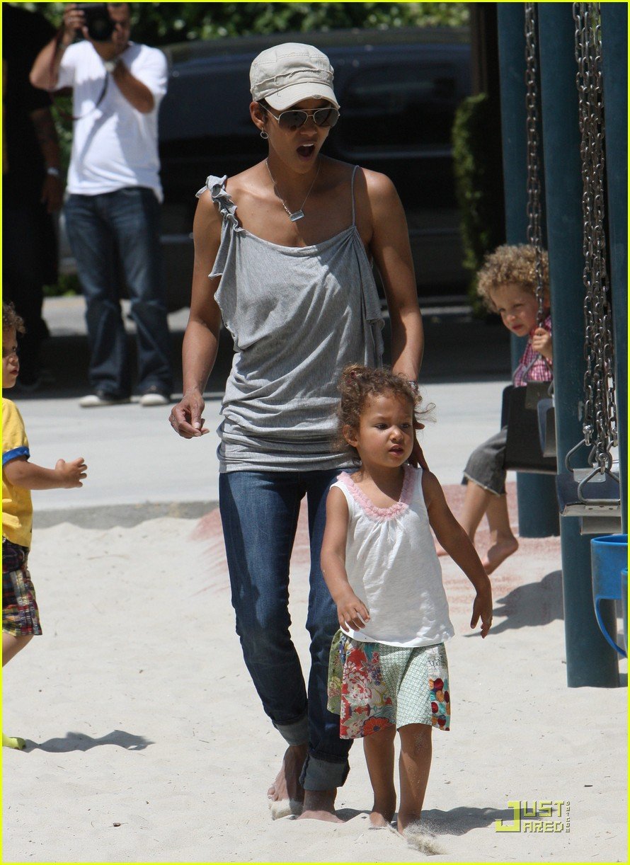 Halle Berry Down the Slide with Nahla! Photo 2541602 Celebrity