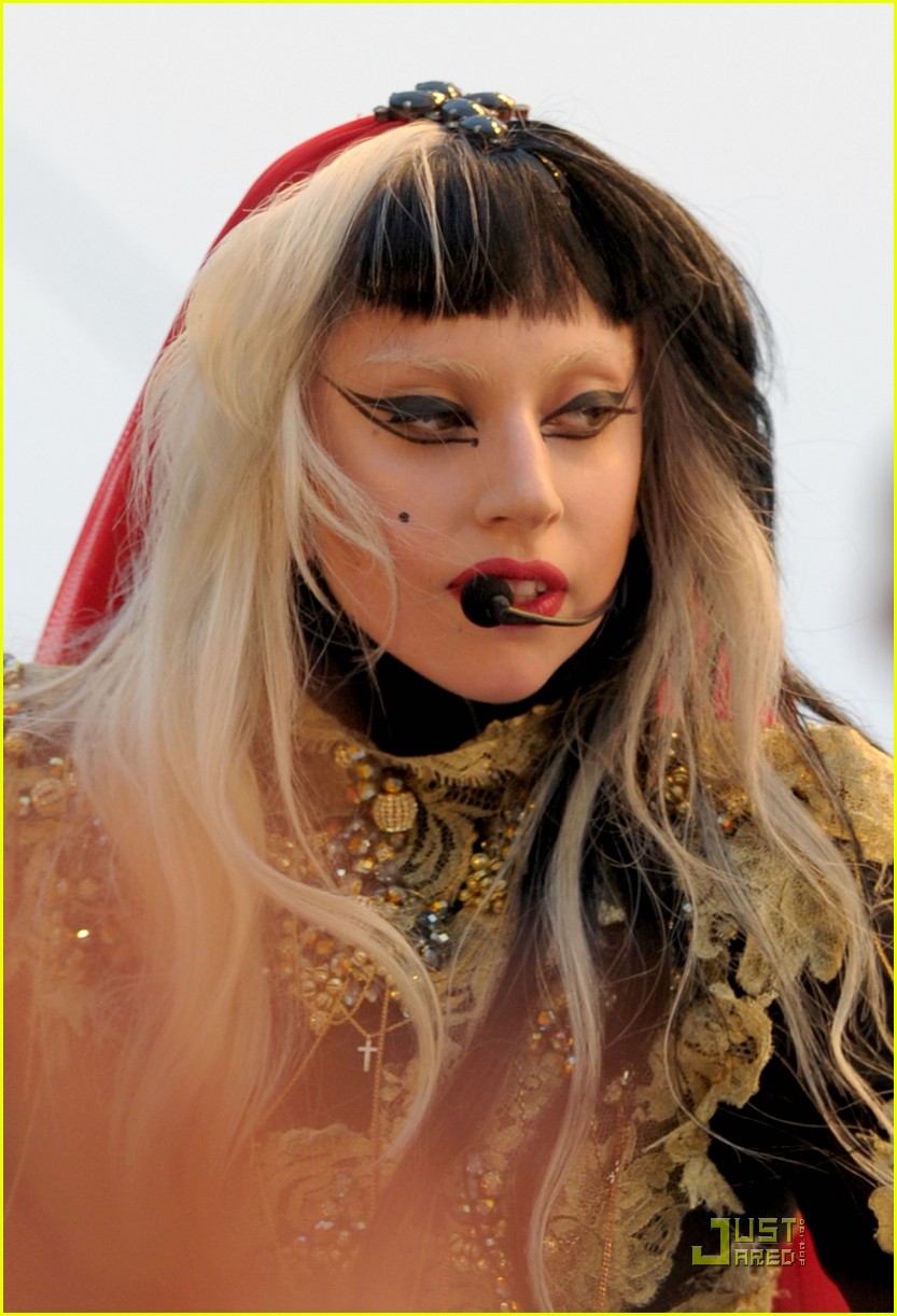 Lady Gaga Judas Performance At The Cannes Film Festival Photo 11 Cannes Film Festival Lady Gaga Pictures Just Jared