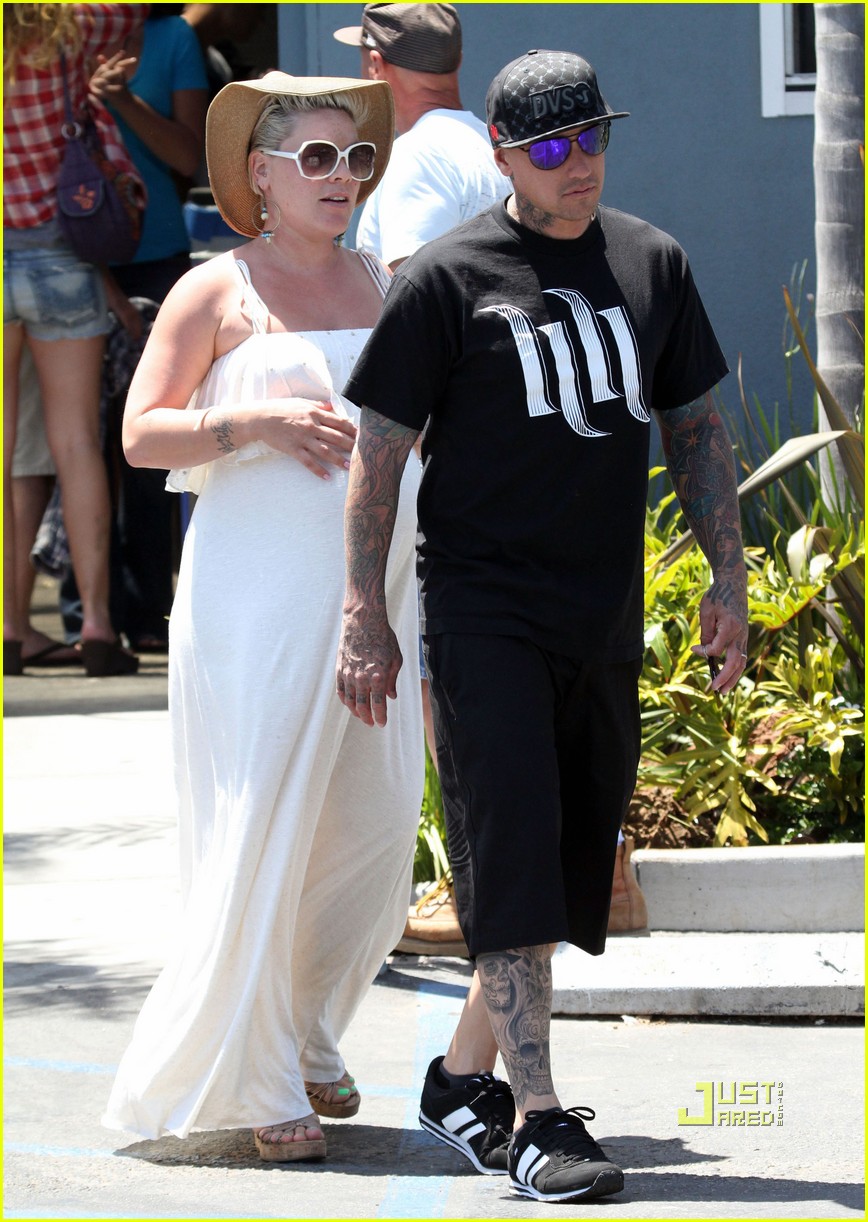 Pink Neptune's Net with Carey Hart! Photo 2548036 Carey Hart, Pink