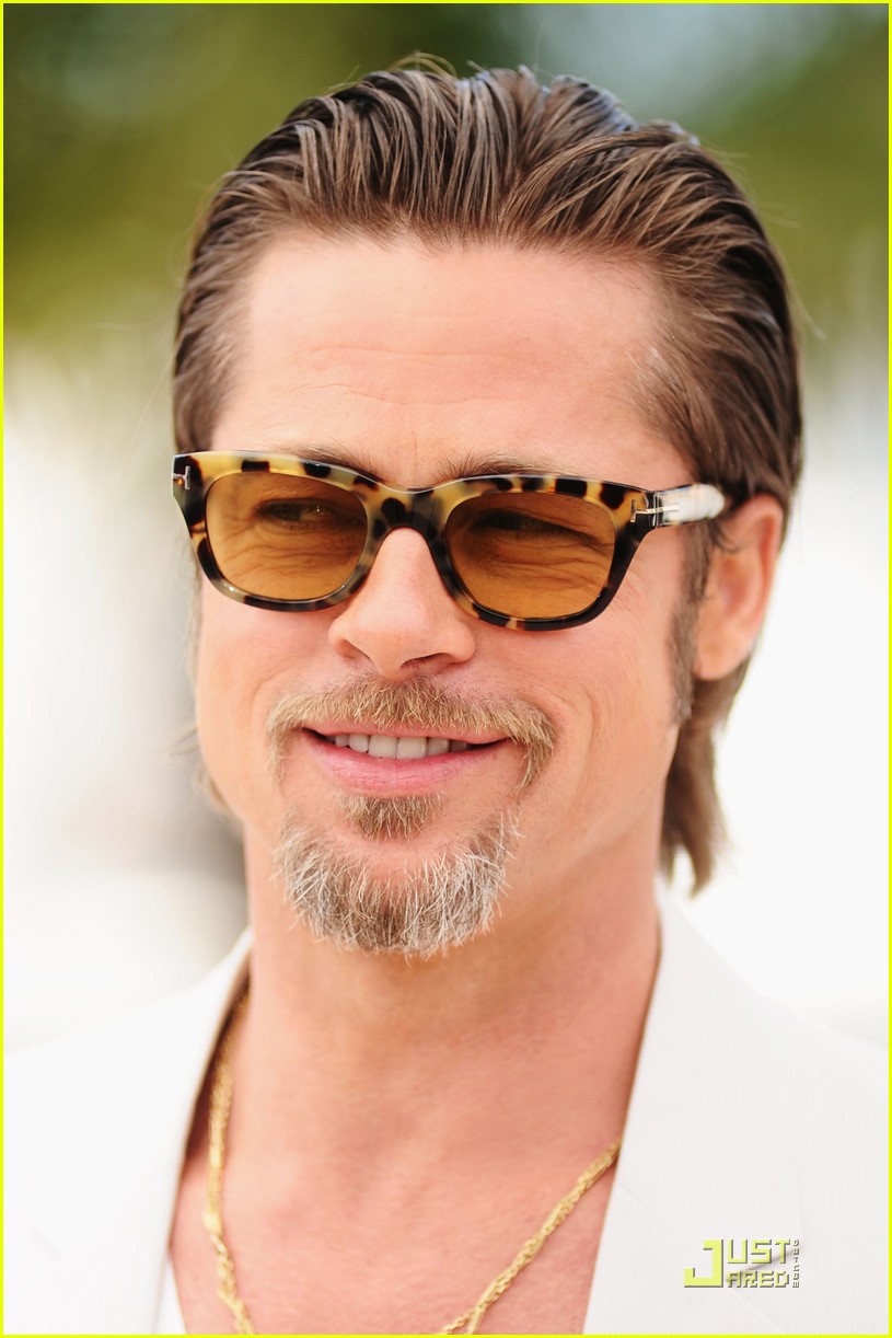 Brad Pitt: Cannes Photo Call for 'Tree of Life': Photo 2544473 | Brad Pitt,  Jessica Chastain Pictures | Just Jared