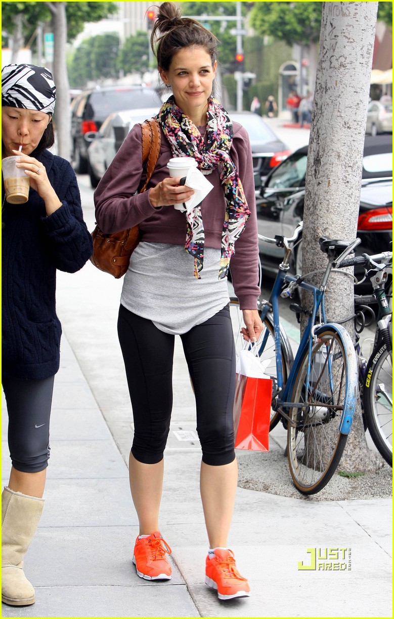 Katie Holmes: Orange Sneakers for Workout!: Photo 2552607 | Katie