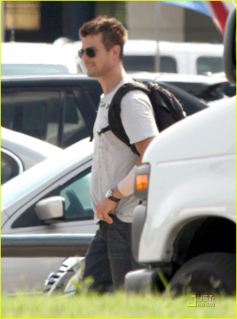 Josh Duhamel 'Fire with Fire' Filming! Photo 2558357 Josh Duhamel