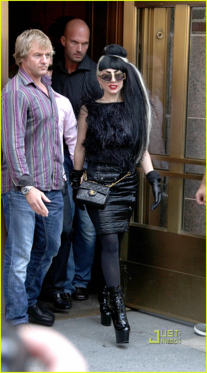 Lady Gaga 'Edge of Glory' on Howard Stern Show! Photo 2561971 Lady