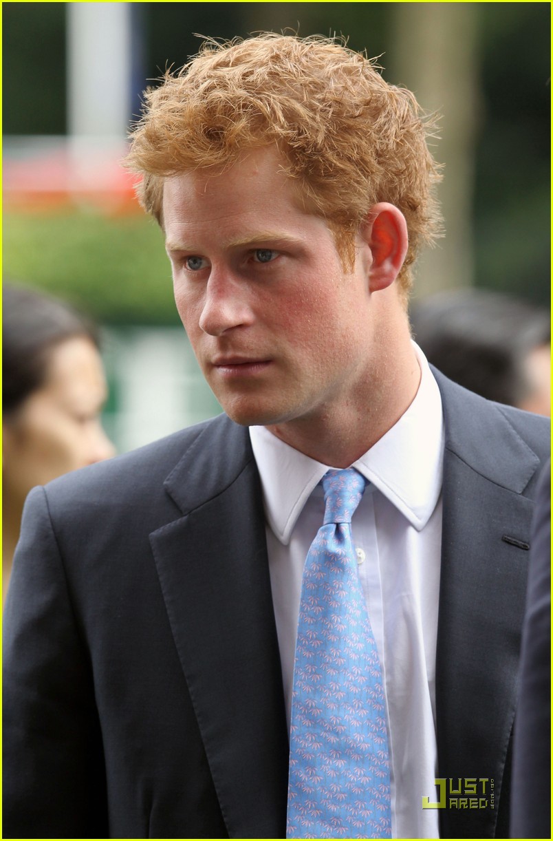 Prince Harry King VI & Queen Elizabeth Stakes! Photo 2563820