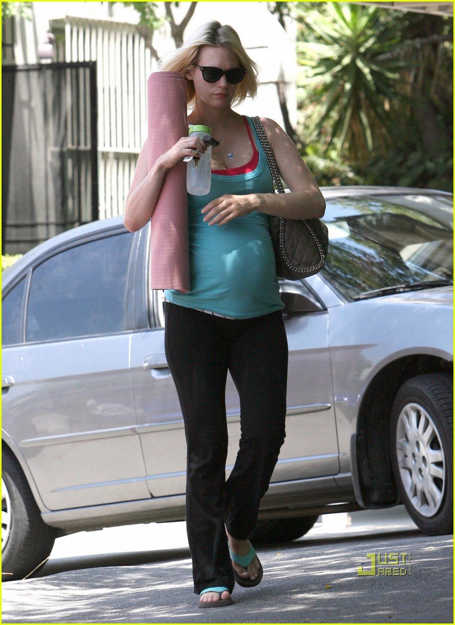 January Jones Watch 'Mad Men' Instantly on Netflix! Photo 2564610