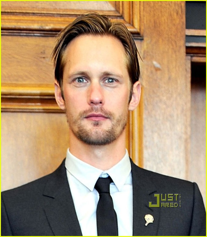 Alexander Skarsgard Graduation Ceremony in Leeds Photo 2562326