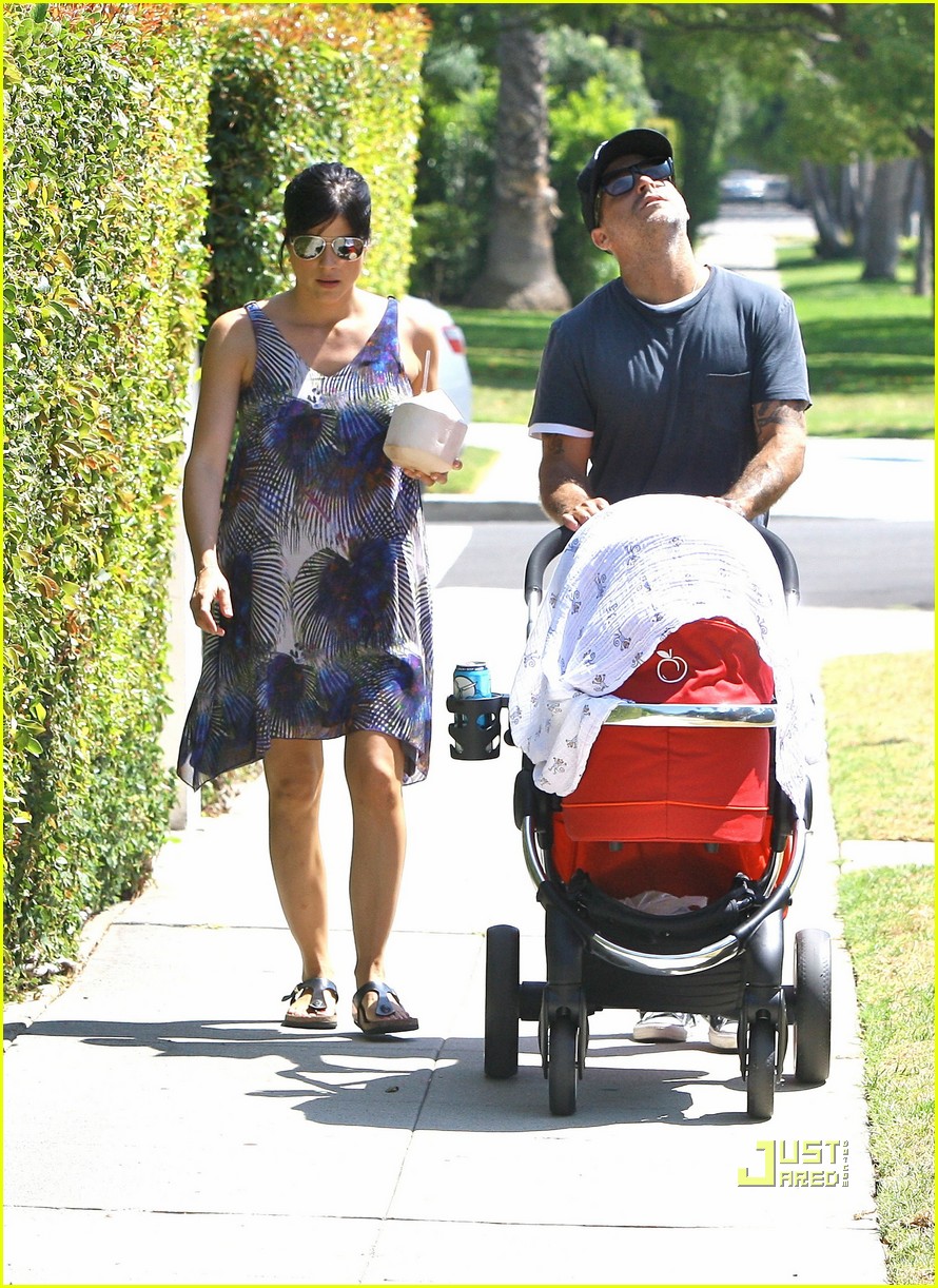 Selma Blair & Jason Bleick Stroll with Arthur Photo 2567798 Arthur