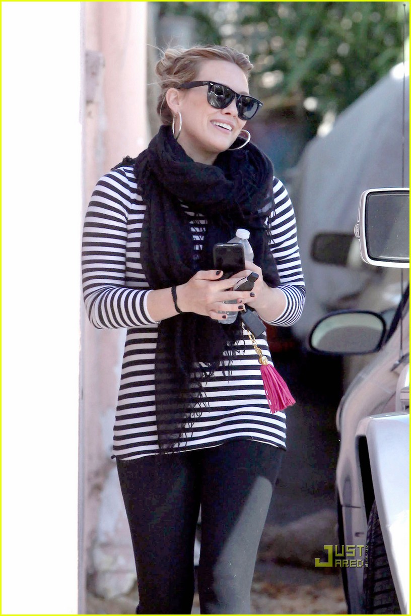 Hilary Duff Craving Rice Krispie Treats Photo 2570990 Hilary Duff